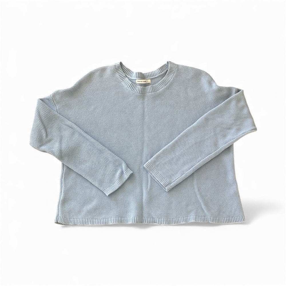 moon & madison Light Blue Crew Neck Sweater size large